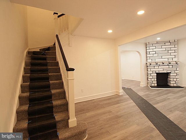 618 POST RD, Marcus Hook, PA 19061