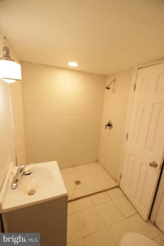 618 POST RD, Marcus Hook, PA 19061