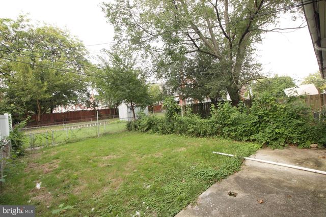 618 POST RD, Marcus Hook, PA 19061