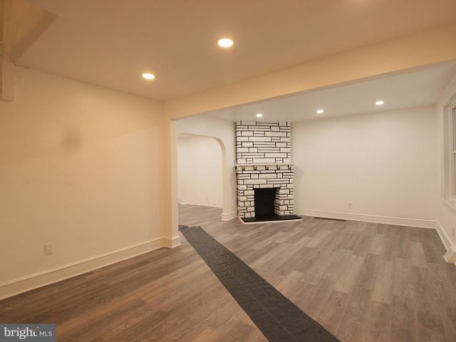 618 POST RD, Marcus Hook, PA 19061