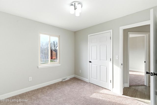 1772 Holly Ct, Radcliff, KY 40160