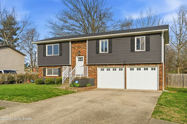 1772 Holly Ct, Radcliff, KY 40160