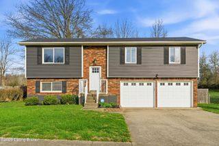 1772 Holly Ct, Radcliff, KY 40160