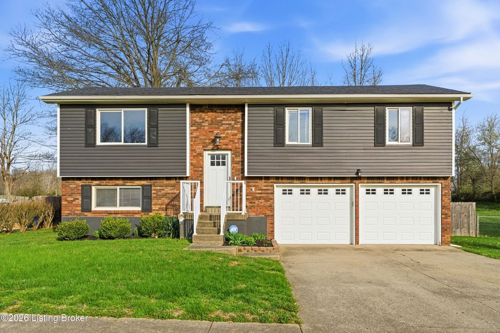 1772 Holly Ct, Radcliff, KY 40160