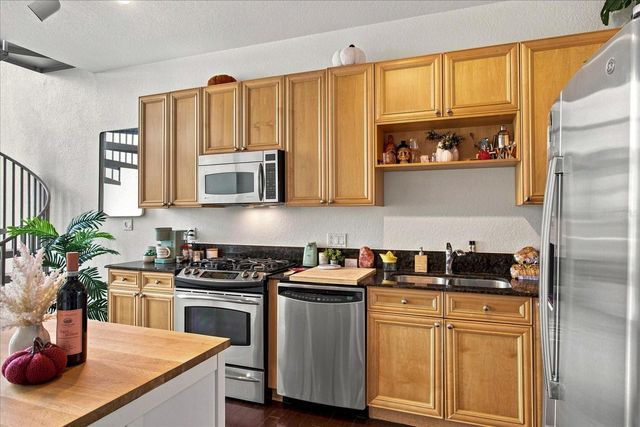 150 E ROBINSON STREET 1421, Orlando, FL 32801