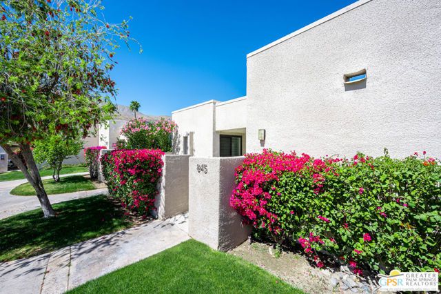 845 E Arenas Road, Palm Springs, CA 92262