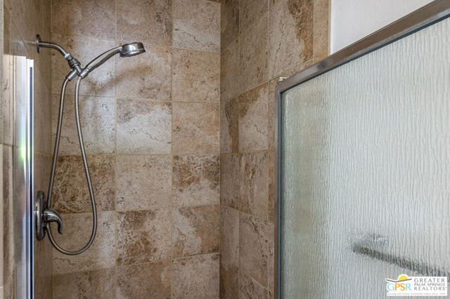 845 E Arenas Road, Palm Springs, CA 92262