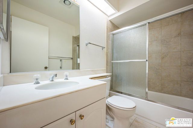 845 E Arenas Road, Palm Springs, CA 92262