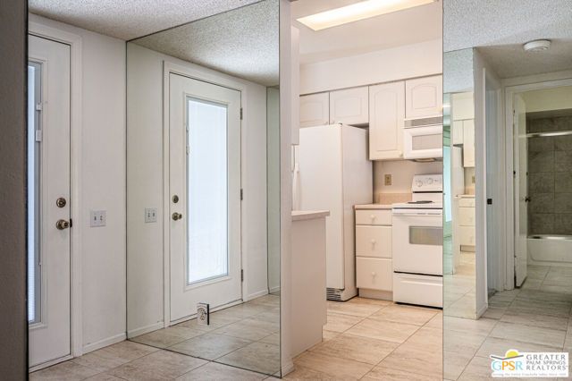 845 E Arenas Road, Palm Springs, CA 92262