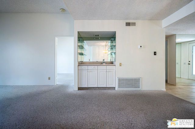 845 E Arenas Road, Palm Springs, CA 92262