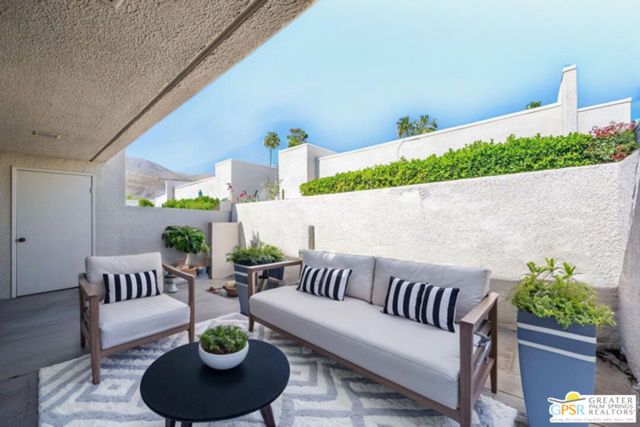 845 E Arenas Road, Palm Springs, CA 92262