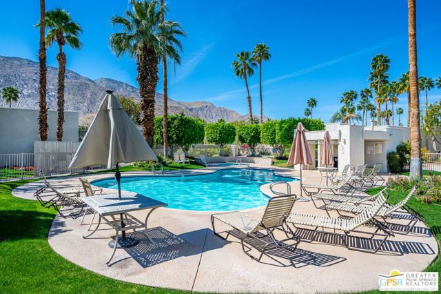 845 E Arenas Road, Palm Springs, CA 92262