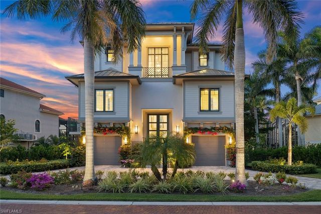 211 San Mateo DR, Bonita Springs, FL 34134