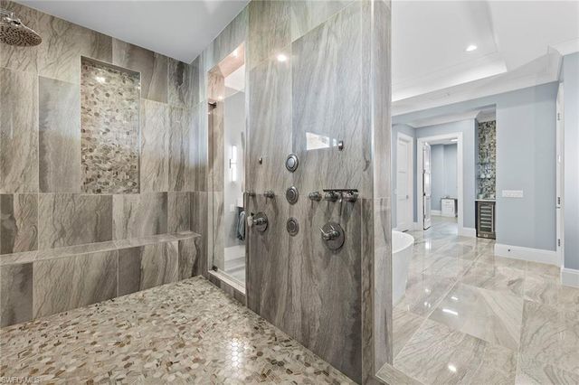 211 San Mateo DR, Bonita Springs, FL 34134