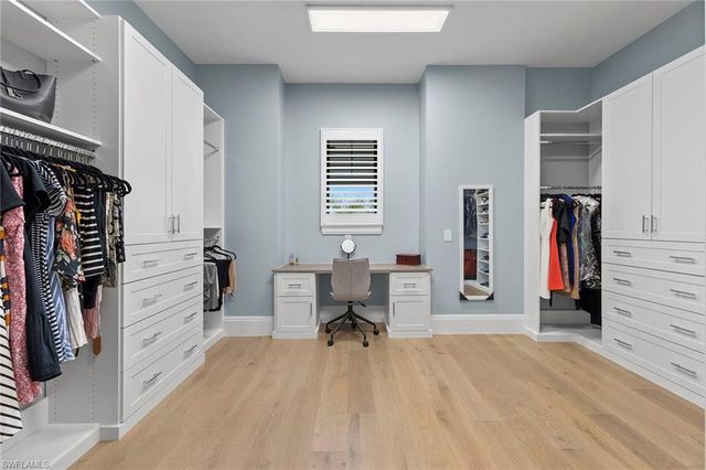 211 San Mateo DR, Bonita Springs, FL 34134