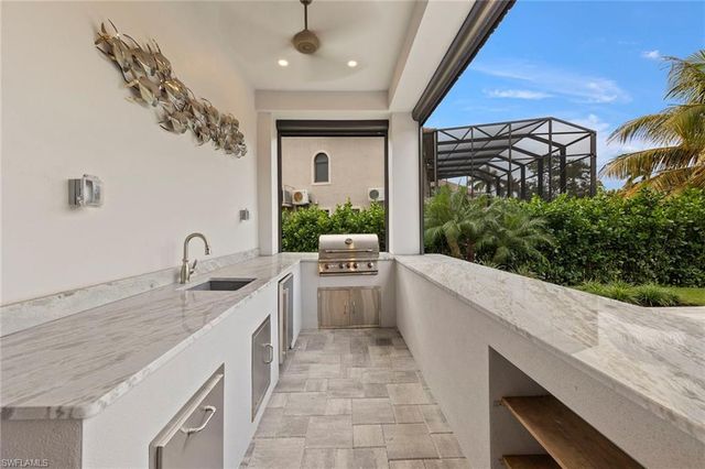 211 San Mateo DR, Bonita Springs, FL 34134