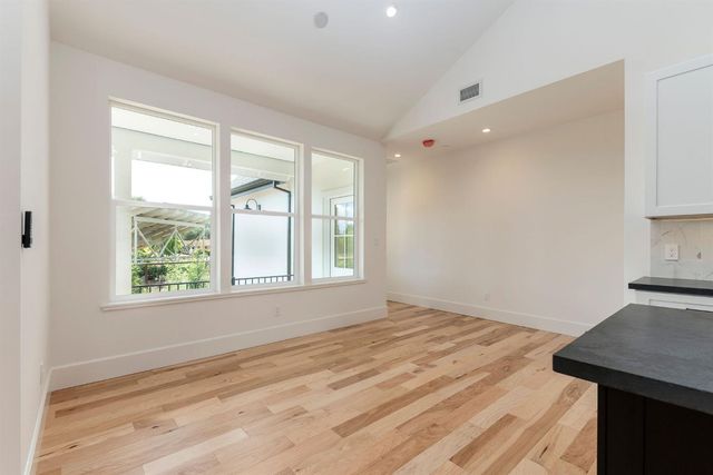358 Oak Tree Cir, Murphys, CA 95247