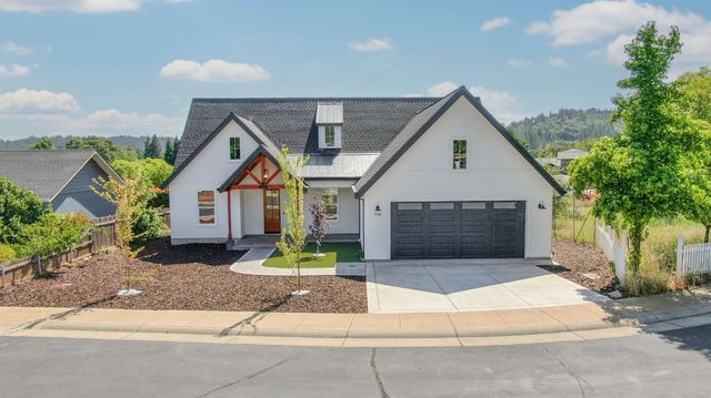 358 Oak Tree Cir, Murphys, CA 95247