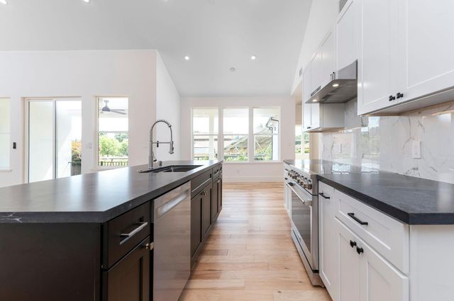 358 Oak Tree Cir, Murphys, CA 95247