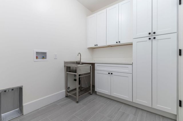 358 Oak Tree Cir, Murphys, CA 95247