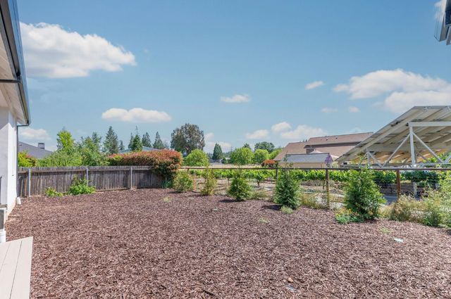 358 Oak Tree Cir, Murphys, CA 95247