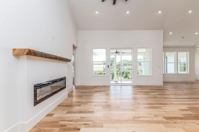 358 Oak Tree Cir, Murphys, CA 95247