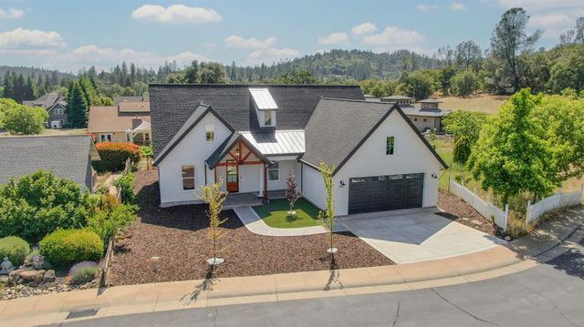 358 Oak Tree Cir, Murphys, CA 95247