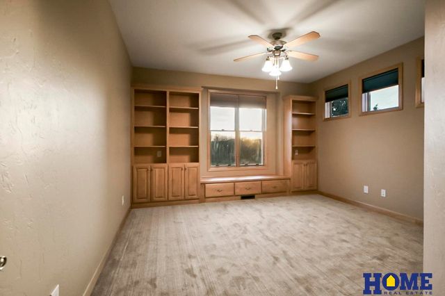 5335 Troon Drive, Lincoln, NE 68526