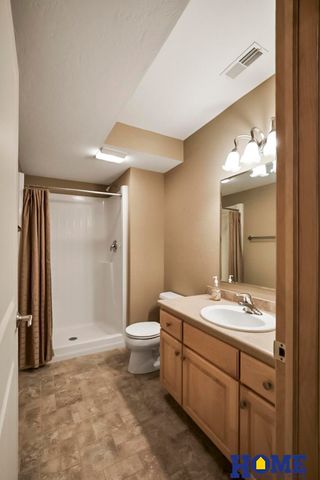 5335 Troon Drive, Lincoln, NE 68526