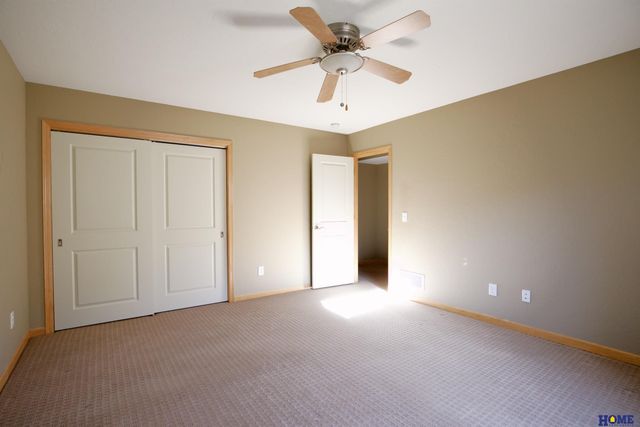 5335 Troon Drive, Lincoln, NE 68526