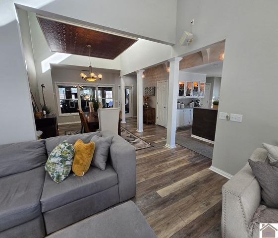 636 Oaks Country Club, Murray, KY 42071