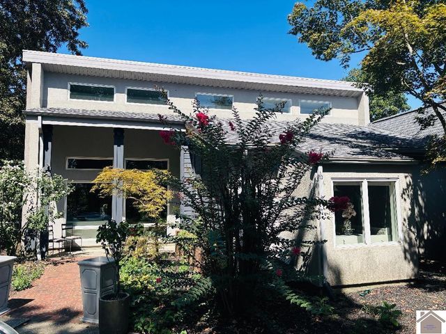 636 Oaks Country Club, Murray, KY 42071