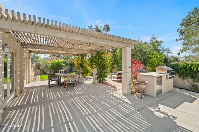 8001 E DEL JOYA Drive, Scottsdale, AZ 85258