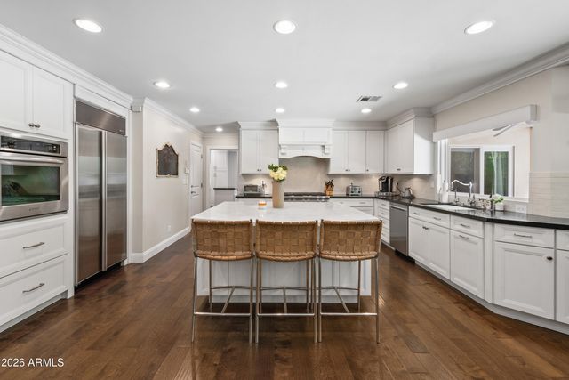 8001 E DEL JOYA Drive, Scottsdale, AZ 85258