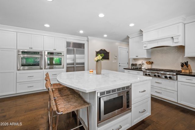 8001 E DEL JOYA Drive, Scottsdale, AZ 85258