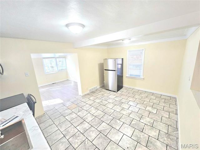 1372 Heydt Avenue, St Louis, MO 63135