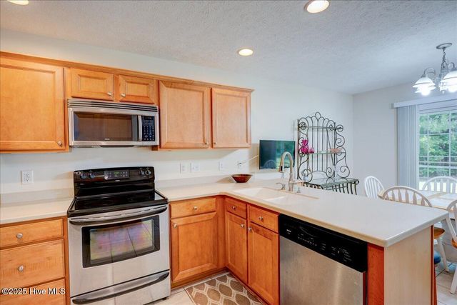 131 Tiger Woods Place, New Bern, NC 28560