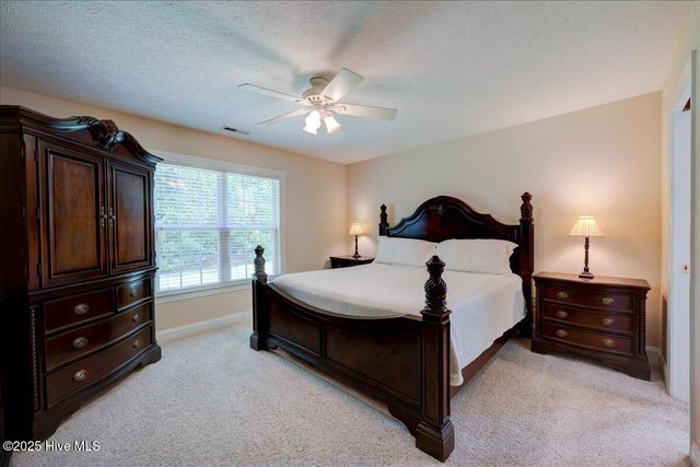 131 Tiger Woods Place, New Bern, NC 28560