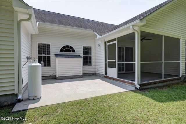 131 Tiger Woods Place, New Bern, NC 28560