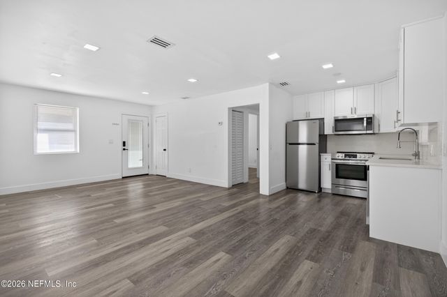 7139 GAILLARDIA Road S, Jacksonville, FL 32211