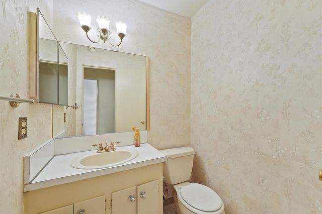 2503 Mccue Road 5, Houston, TX 77056