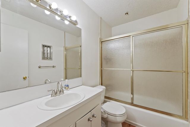 2503 Mccue Road 5, Houston, TX 77056