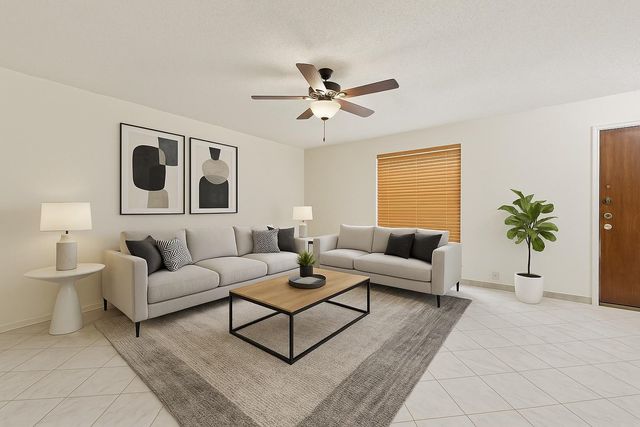 2503 Mccue Road 5, Houston, TX 77056