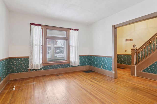 1435 Albany Avenue, Saint Paul, MN 55108