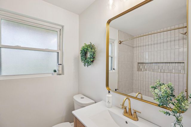 143 Capri Drive, Fort Thomas, KY 41075