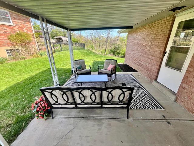 143 Capri Drive, Fort Thomas, KY 41075