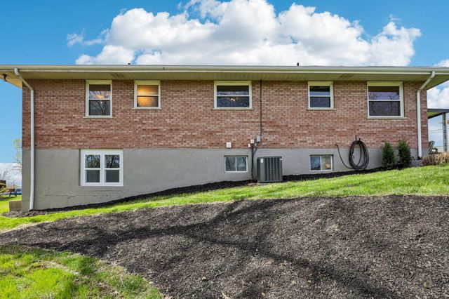 143 Capri Drive, Fort Thomas, KY 41075