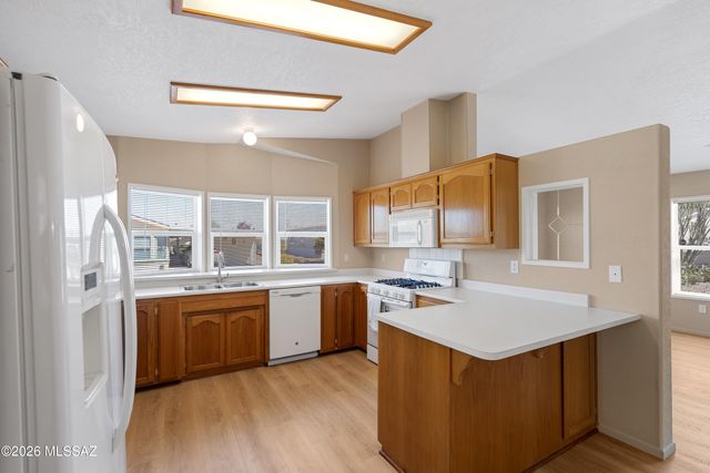 3437 S Dynamite Avenue, Tucson, AZ 85735