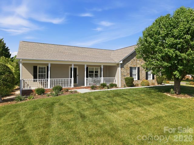 257 Kipling Drive, Taylorsville, NC 28681