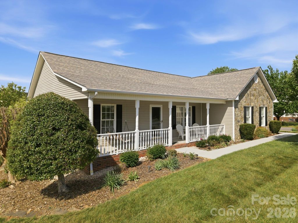 257 Kipling Drive, Taylorsville, NC 28681